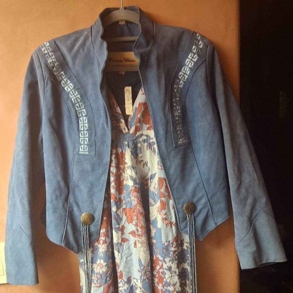 Full leather, blue suede, Pioneer woman jacket Size m